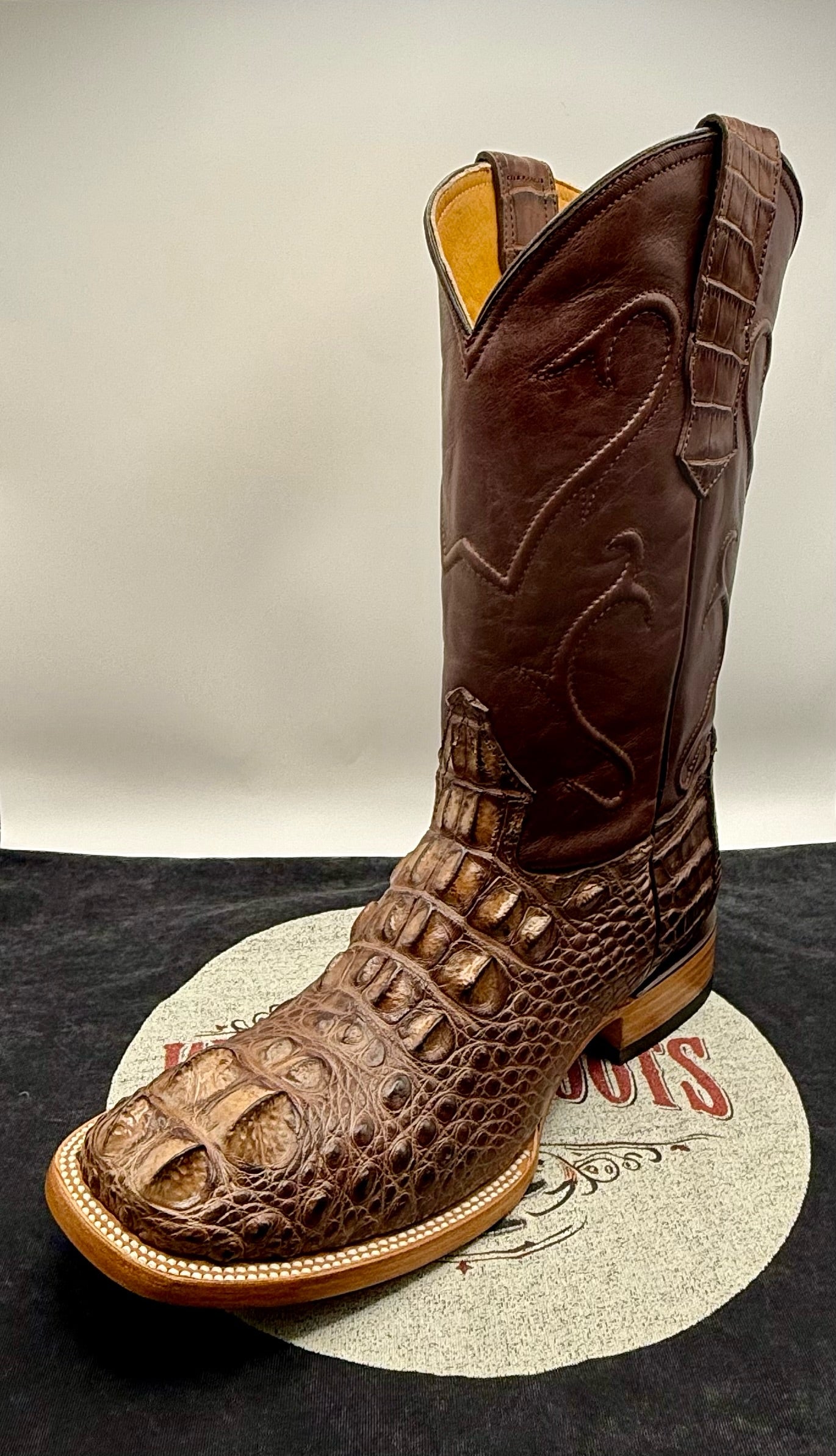 Genuine Handcrafted Hornback Alligator Boots